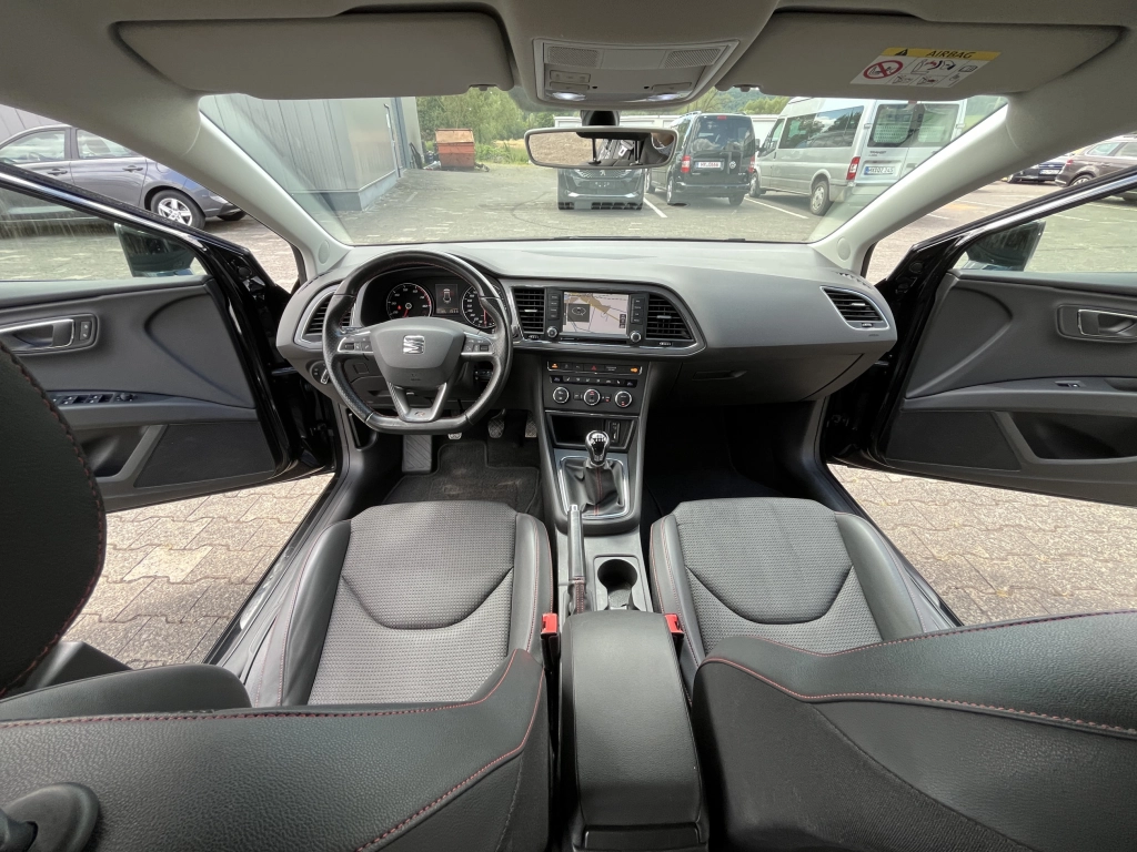 Seat Leon FR Kombi 150 PS*AHK 1700 KG *LED*Garantie
