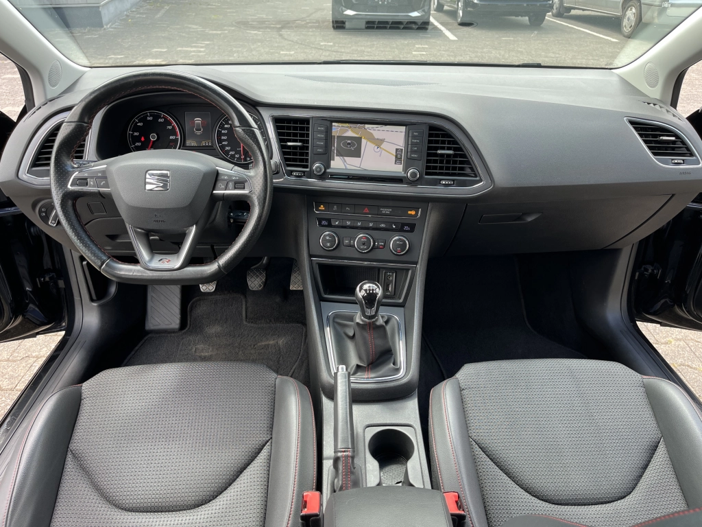 Seat Leon FR Kombi 150 PS*AHK 1700 KG *LED*Garantie