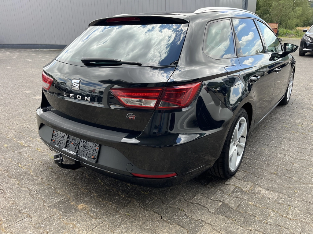 Seat Leon FR Kombi 150 PS*AHK 1700 KG *LED*Garantie