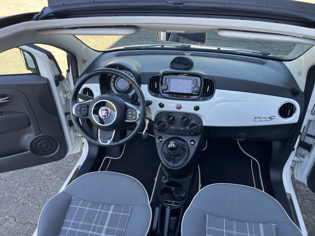 Fiat 500 Lounge*Wenig km*guter Zustand*8-fach bereift