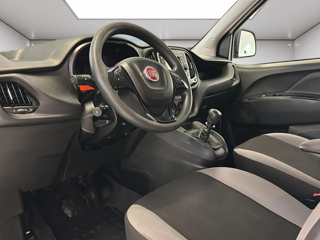 Fiat Doblo 1.6 JTDM SX Kombi PDC|BTH|TEMPOMAT|ALLW-R