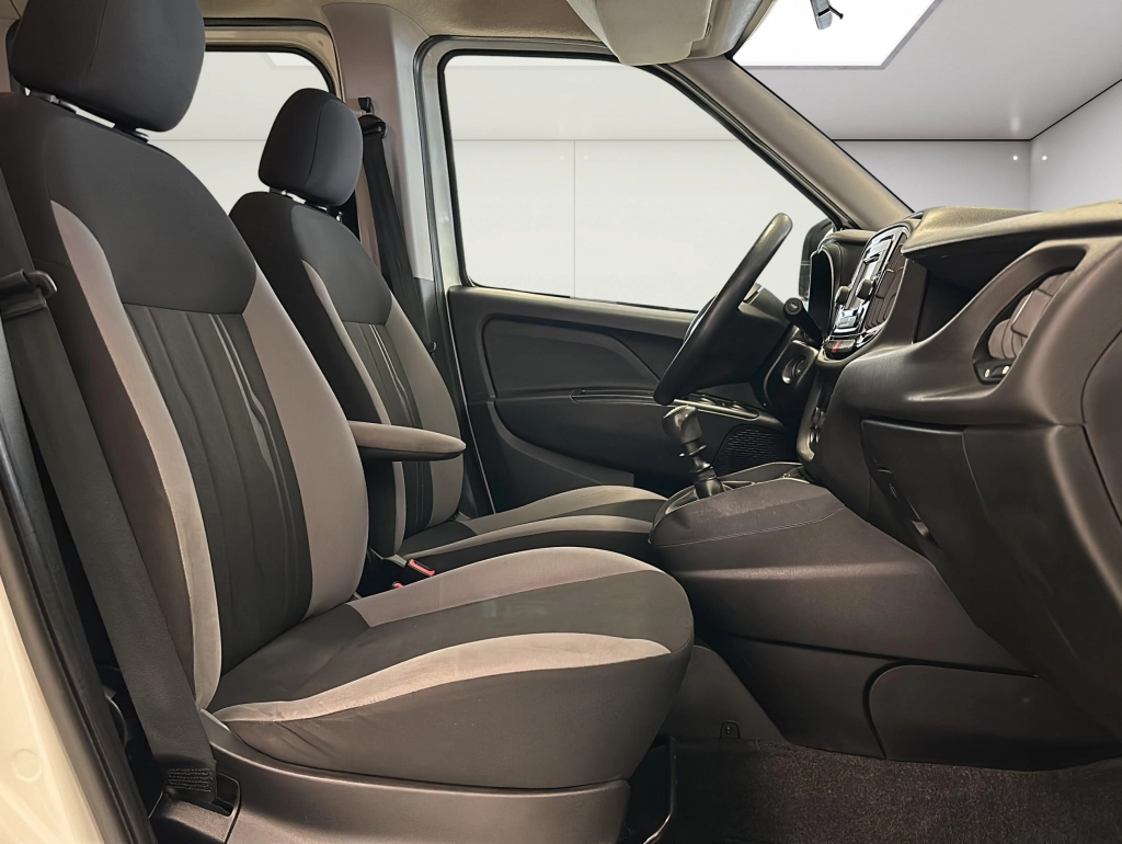 Fiat Doblo 1.6 JTDM SX Kombi PDC|BTH|TEMPOMAT|ALLW-R