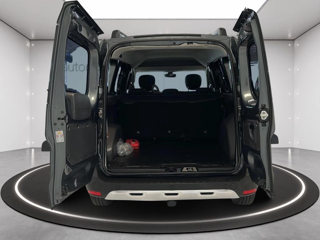 Dacia Dokker 1.2 TCe Stepway Celebration KAM|NAVI|SHZ