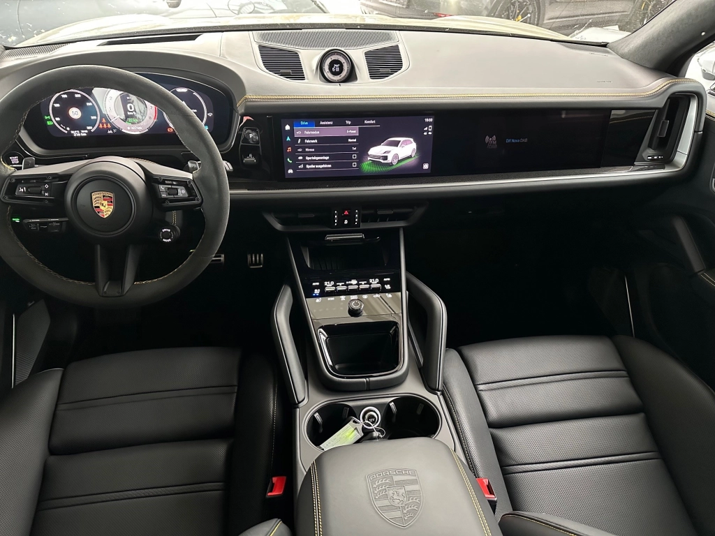 Porsche Cayenne Turbo E-Hybrid*Burmester*Head-Up*PCCB*