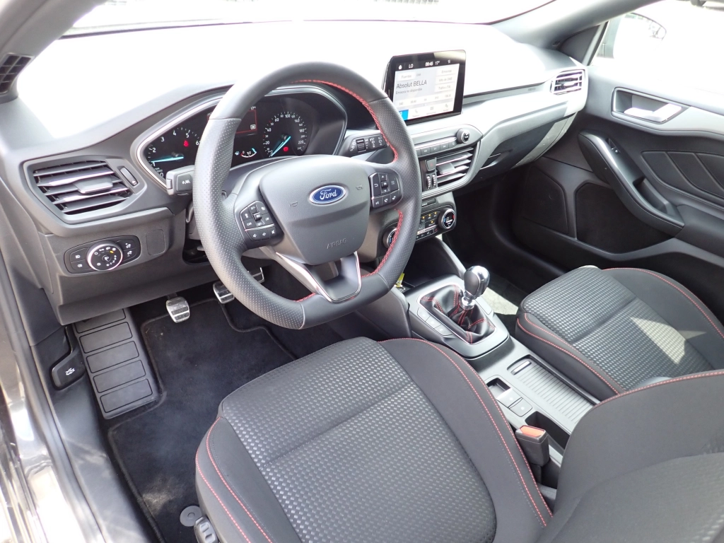Ford Focus Turnier 1.0 EcoBoost ST-Line*ACC*