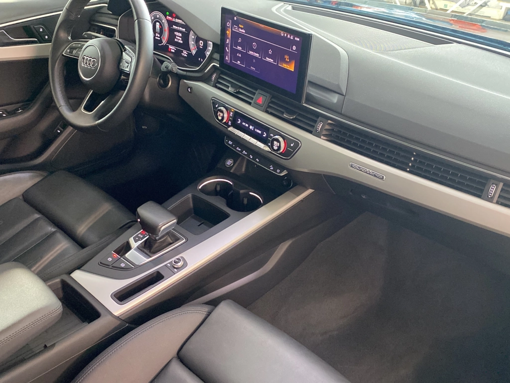 Audi A4 Allroad 40 TDI Quattro*Leder*Navi+*AHK*