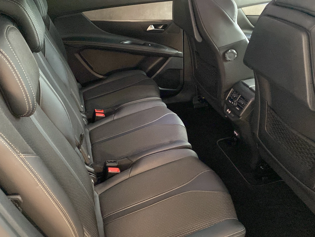 Peugeot 5008 GT Facelift*Navi*ACC*Kamera*7Sitze*
