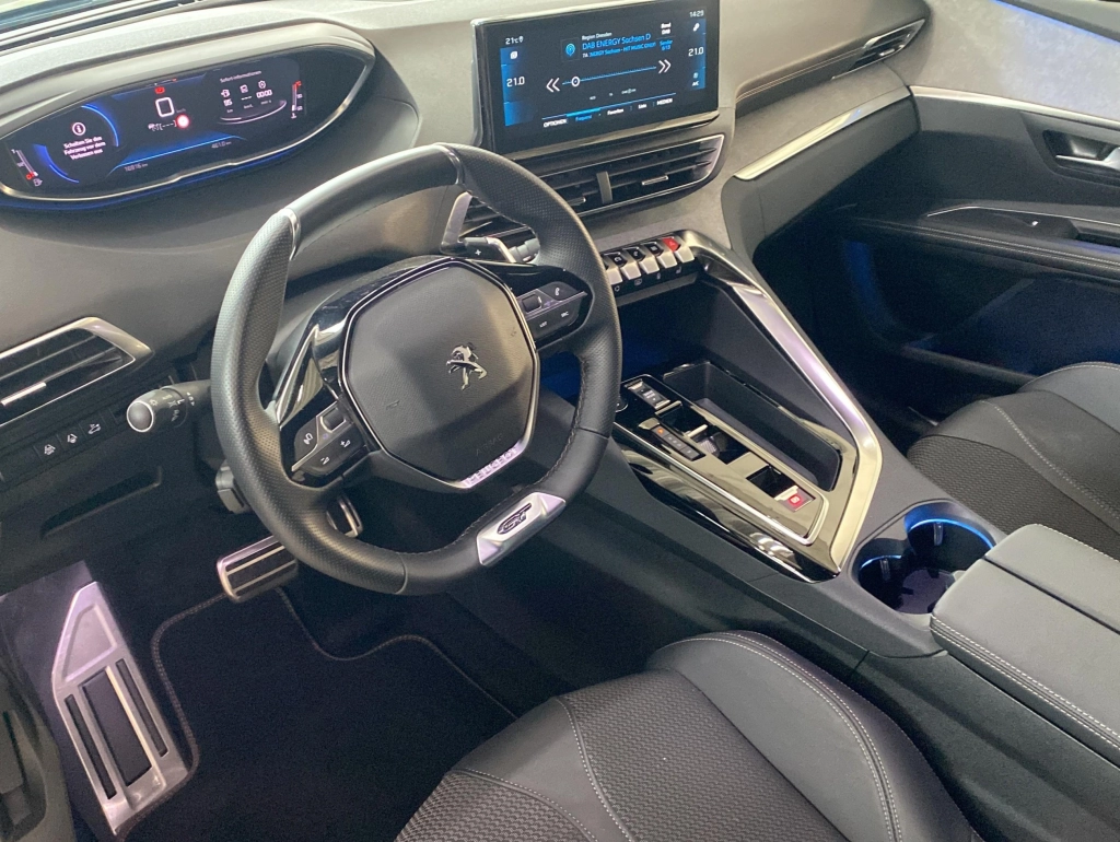 Peugeot 5008 GT Facelift*Navi*ACC*Kamera*7Sitze*