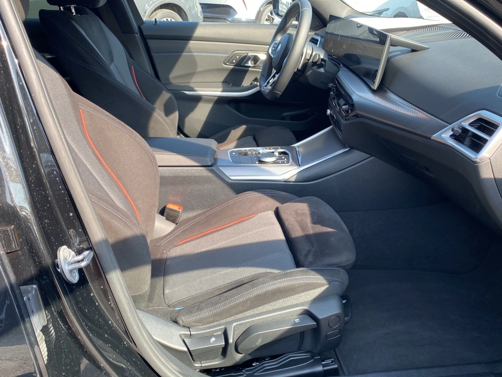 BMW 330 i Touring xDrive M Sport*ACC*HiFi*Kamera*