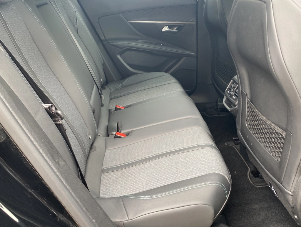 Peugeot 3008 Puretech 130 Allure Pack Pure Tech*Navi*ACC*