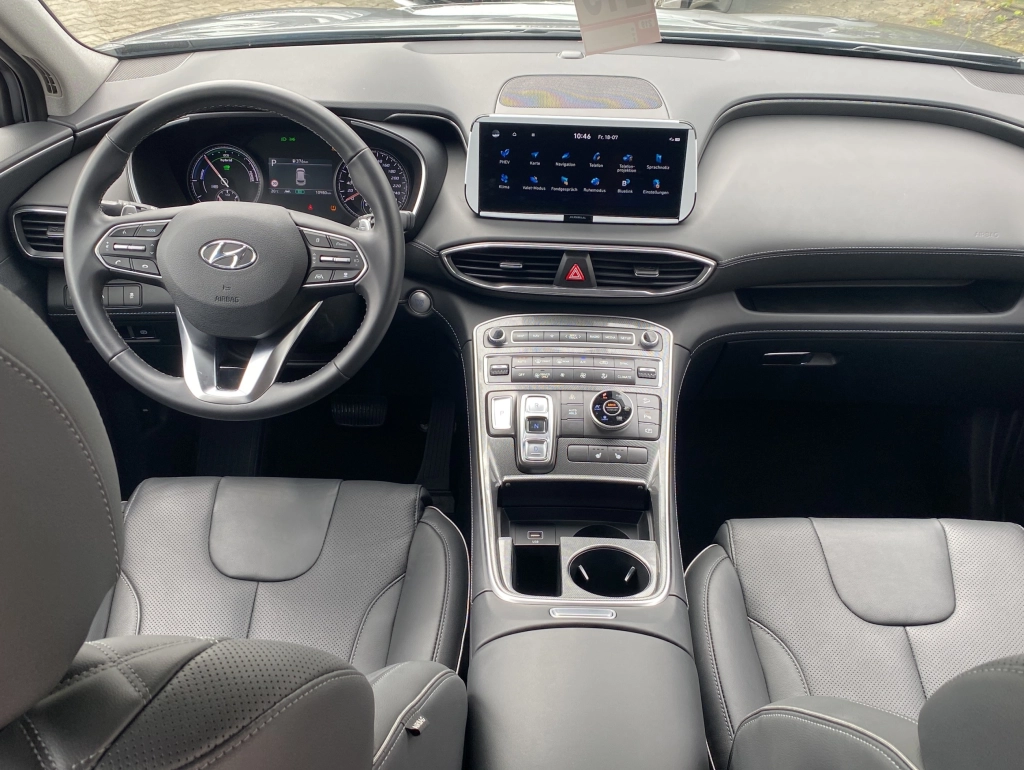 Hyundai SANTA FE Plug In Hybrid 4WD*7 Sitze*Leder