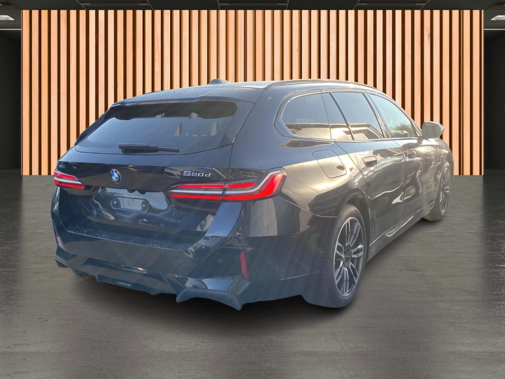 BMW 520 d xDrive M Sport*Standheizung*AHK*DAB