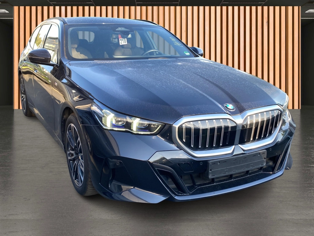BMW 520 d xDrive M Sport*Standheizung*AHK*DAB