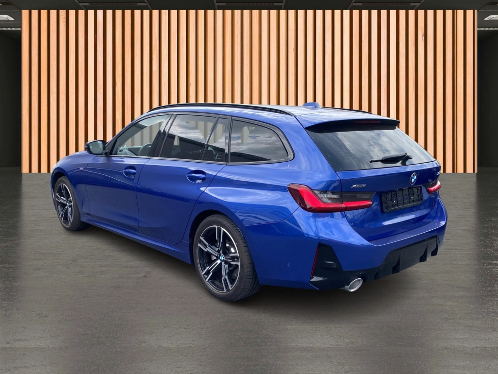 BMW 330 i Touring xDrive M Sport*ACC*HiFi*Kamera*