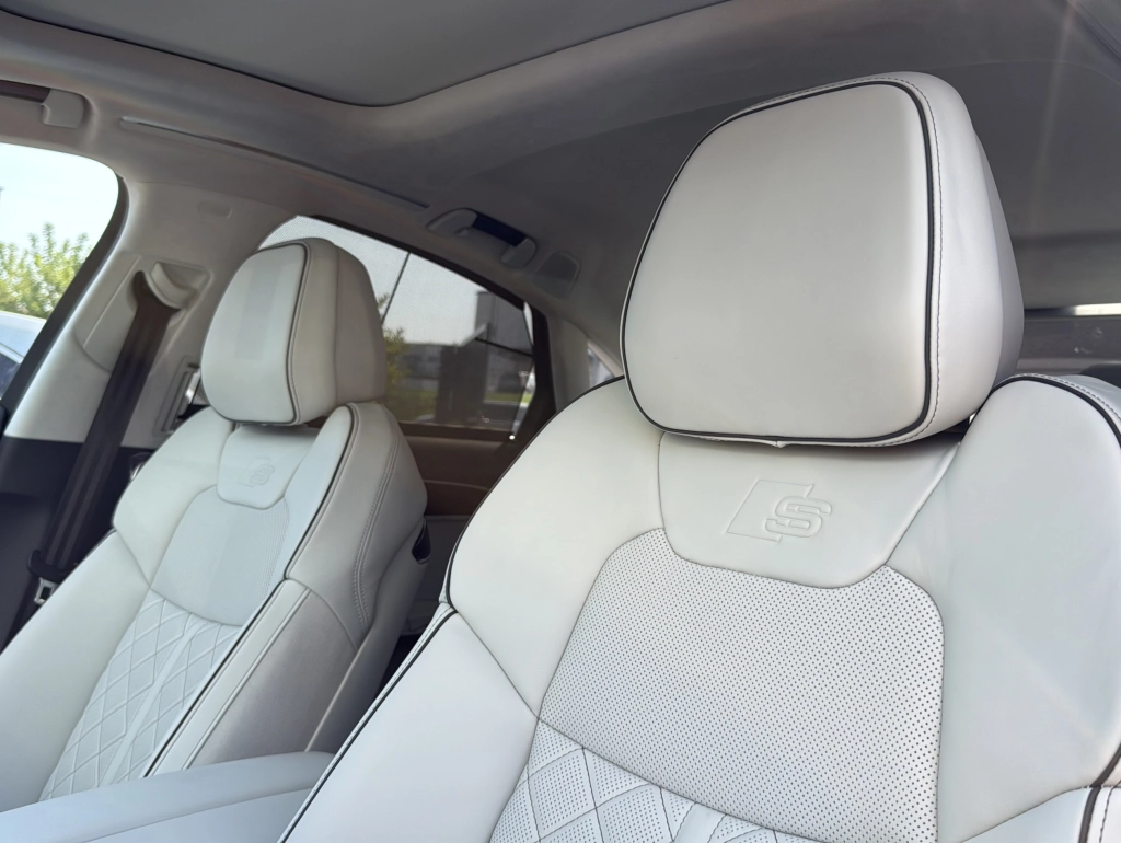 Audi A8 60 TFSI e quattro Exclusive design selection