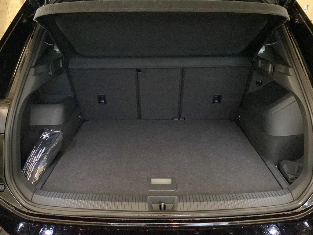 VW Tiguan 2.0 TDI DSG 4Motion R-Line*Pano*20 Zoll
