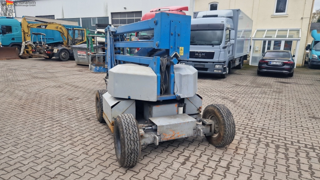 Genie 45/22 Elektro  15,70 m Höhe, 7,70 m Reichweitedem Alter entspr.