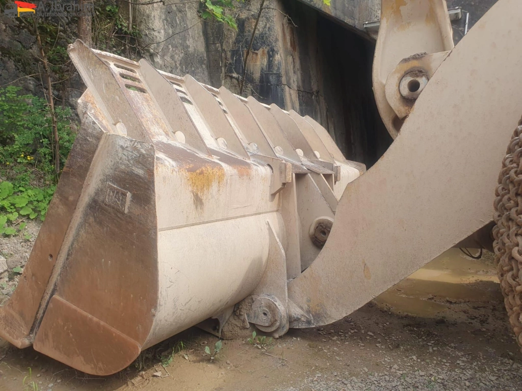 CAT 990  Zustand gut, Video vorhandenohne Ketten!!, fertig zur Verladung