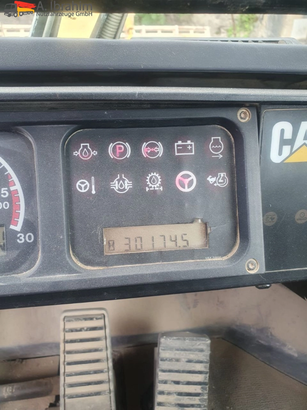 CAT 990  Zustand gut, Video vorhandenohne Ketten!!, fertig zur Verladung