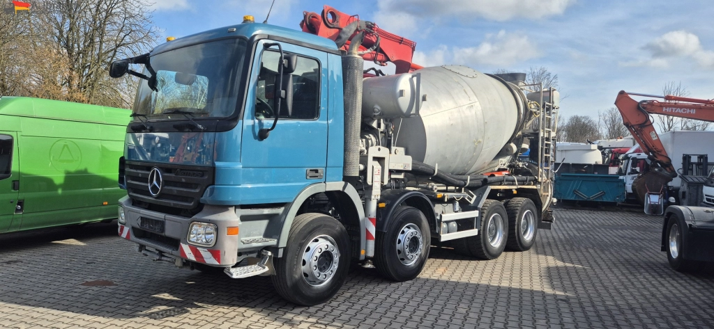 Mercedes-Benz 3241  PM 21-3 / Liebherr 7 cbm PUMIPutzmeister/Liebherr
