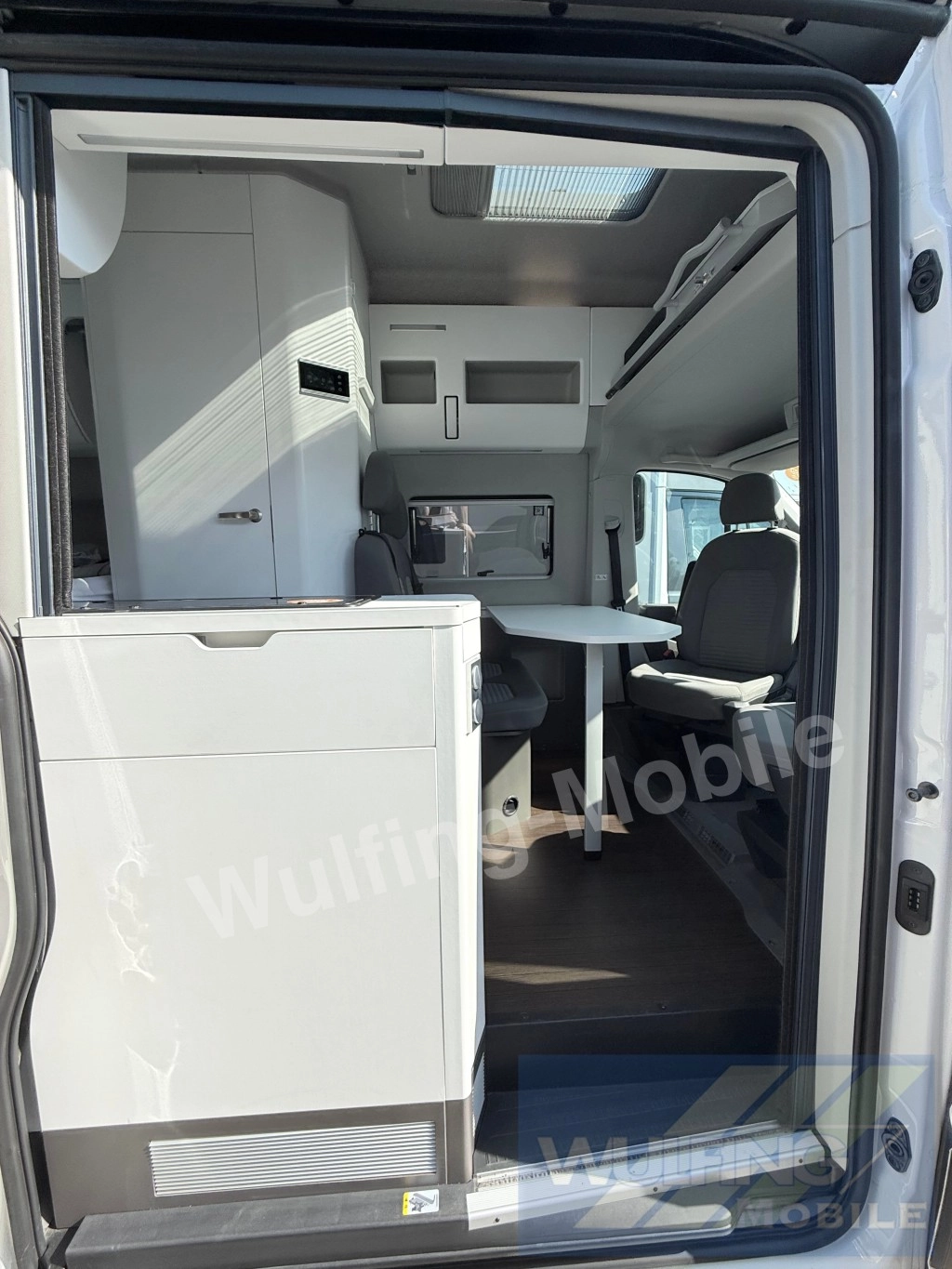VW Grand California 600 2,0TDI-177 LED + ACC 1. Hd.