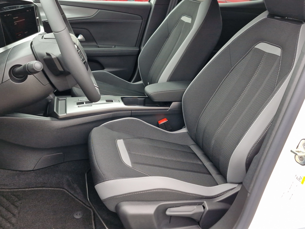 Opel Mokka B Facelift 1.2 Turbo GS AT LED Kamera SHZ Alu 17 LRHZ
