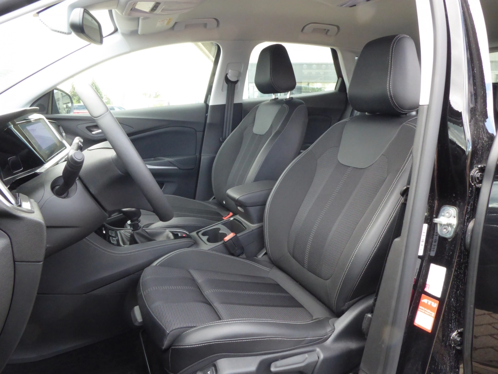 Opel Grandland 1.2 Turbo GS-Line LED Navi Kamera 360 Keyless SHZ elektr. Heckklappe