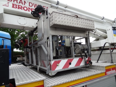 MAN L2000 18.284 Feuerwehr Bronto Skylift 27 Meter