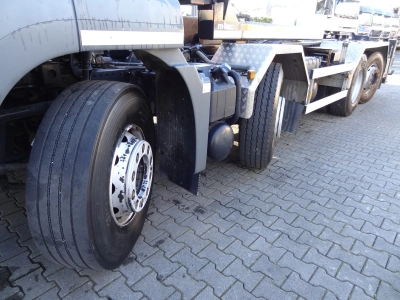 MAN TGS 35.440 8X2 Haken/ Silosteller M-Tec