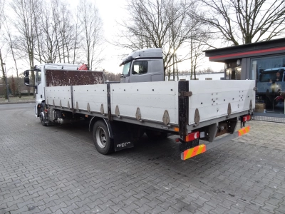 IVECO EuroCargo 120E25 Fassi F38