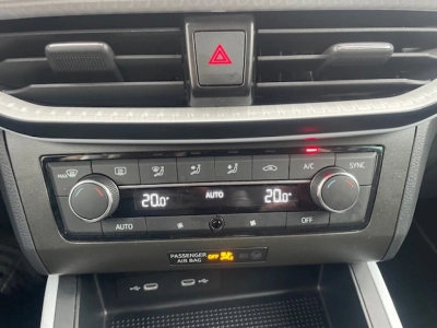 Seat Arona 1.0TSI Style LED + Klimatr. PDC Full Link