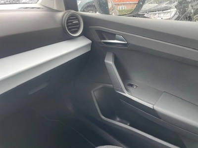 Seat Arona 1.0TSI Style LED + Klimatr. PDC Full Link