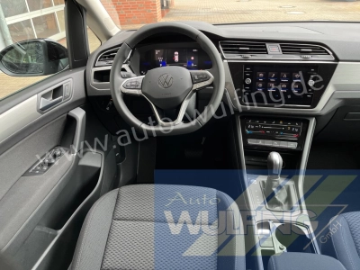 VW Touran 1.5TSI Comfortline DSG 7-Sitzer Kamera
