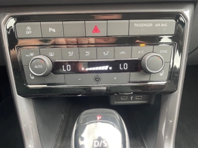 VW T-Cross 1.0TSI DSG STYLE LED-SW ACC 1. Hand