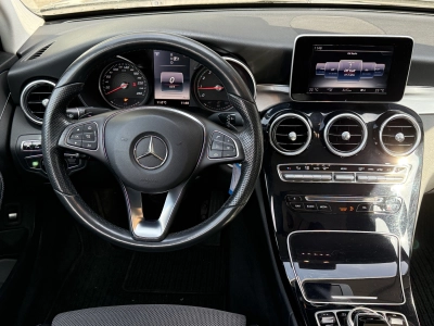 Mercedes-Benz C180 Lim. Avantgarde Autom. AHK Navi LED-SW