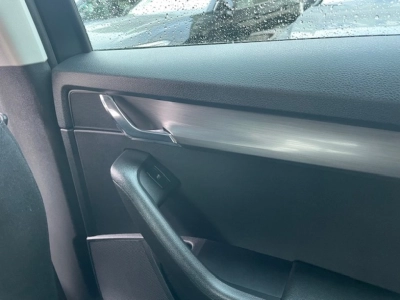 Skoda Octavia 1.5 TSI Kombi Soleil Navi RFK 6-Gang