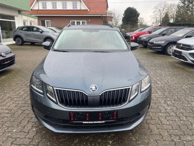 Skoda Octavia 1.5 TSI Kombi Soleil Navi RFK 6-Gang