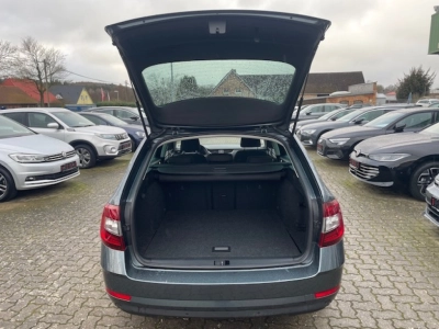 Skoda Octavia 1.5 TSI Kombi Soleil Navi RFK 6-Gang