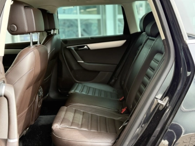 VW Passat Variant 1.4 TSI Highline BlueMotion ACC 