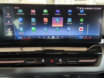 BMW 520 d xDrive 1.Hd LEDER AHK NAVI CAM HUD PLA DSC