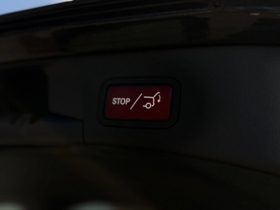 Mercedes-Benz C 200 T CGI Avant el.Heckklappe Leder Navigation