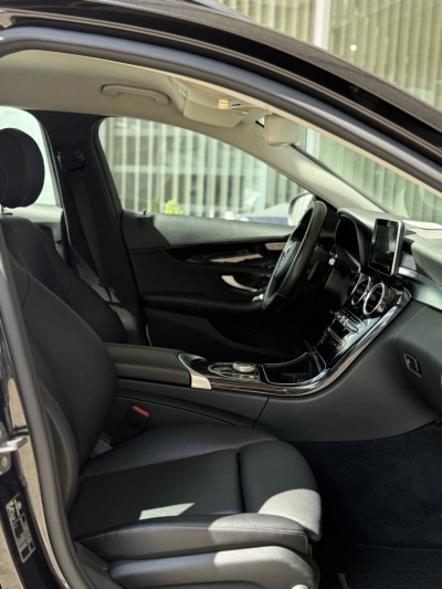Mercedes-Benz C 200 T CGI Avant el.Heckklappe Leder Navigation