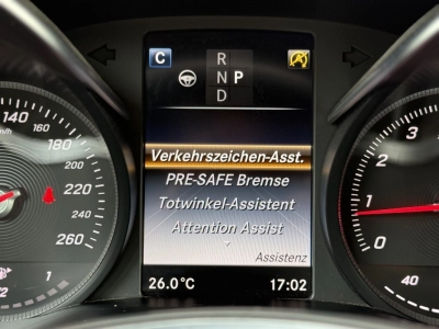 Mercedes-Benz GLC 250 AMG-Line 4Matic Leder Pano nur 68tkm