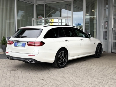 Mercedes-Benz E 300 de T AMG-Line Ambiente el. Heckklappe Pano