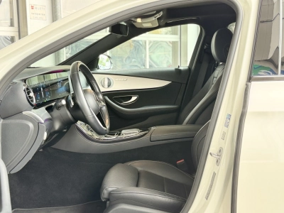 Mercedes-Benz E 300 de T AMG-Line Ambiente el. Heckklappe Pano