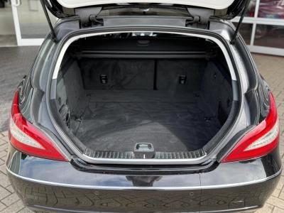 Mercedes-Benz CLS 350 d 4Matic AHK LEDER LED SPURHALTE NAVI