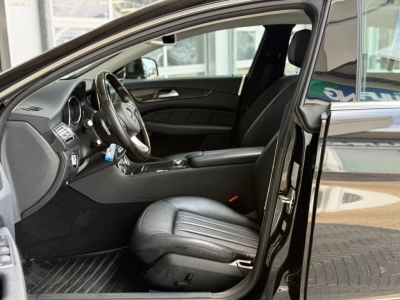 Mercedes-Benz CLS 350 d 4Matic AHK LEDER LED SPURHALTE NAVI