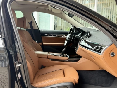 BMW 745 e 3.0 Sportautom. Head-Up ACC Pano. Ambiente