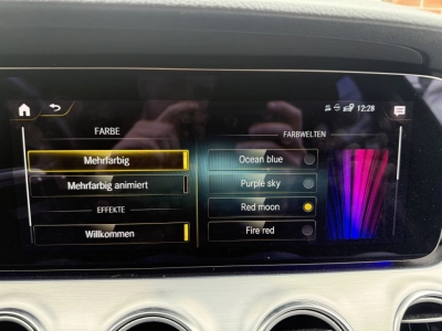 Mercedes-Benz E300 de T Avantgarde ACC Navi Kamera Leder LED