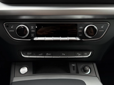 Audi Q5 50 2.0TFSI e quattro S-Tronic ACC Matrix Navi